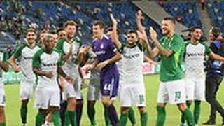 שחקני מכבי חיפה חוגגים