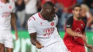 דמבה קמארה כובש