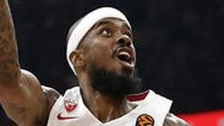 לורנזו בראון בפעולה