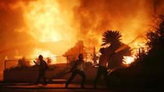 ארה"ב דרום קליפורניה פורטר ראנץ' שריפה שריפות יער