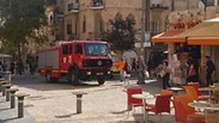 שריפה מתחוללת בדירת מגורים ברחוב הלל בירושלים
