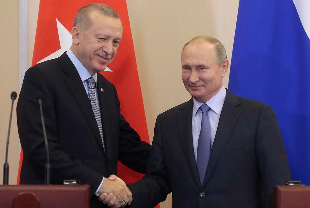נשיא טורקיה רג'פ טאיפ ארדואן ו נשיא רוסיה ולדימיר פוטין נפגשים ב סוצ'י 