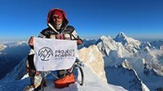 מטפס הרים מ נפאל נירמל פורג'ה טיפס על 14 פסגות ההרים הגבוהים בעולם