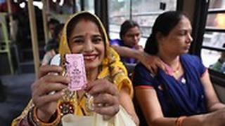 הודו ניו דלהי אוטובוסים חינם ל נשים