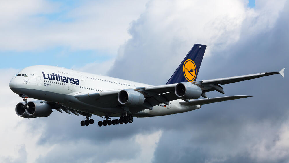 Лайнер компании Lufthansa 