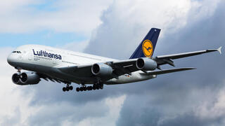 Самолет компании Lufthansa 