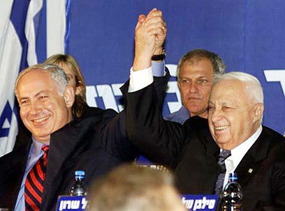 Benjamin Netanyahu and Ariel Sharon after the 1996 election victory for Likud