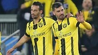 שחקני בית"ר ירושלים חוגגים