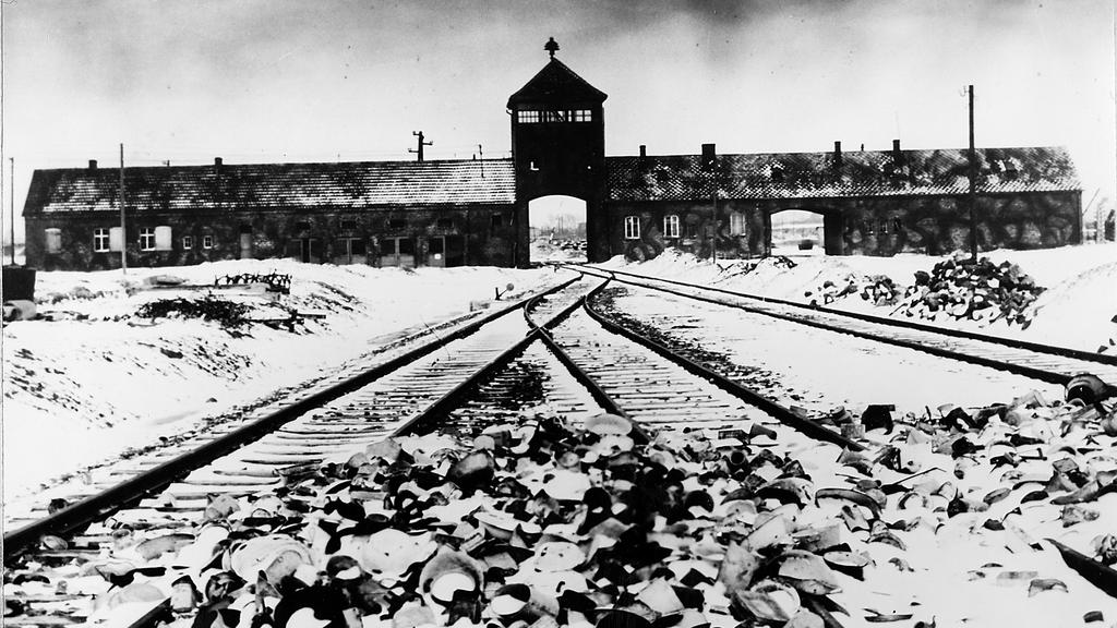 תמונה של מחנה אושוויץ-בירקנאו