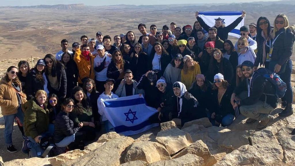 1000 שמינסטים הגיעו מצרפת לישראל 