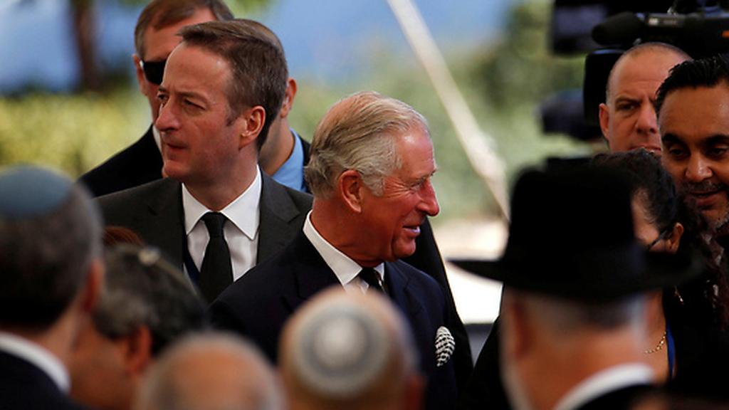 Prince Charles attends Shimon Peres' funeral in Jerusalem, Sept. 2016