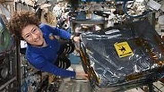 כריסטינה קוק בתחנת החלל הבינלאומית