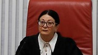 השופטים בבית המשפט הלעיון