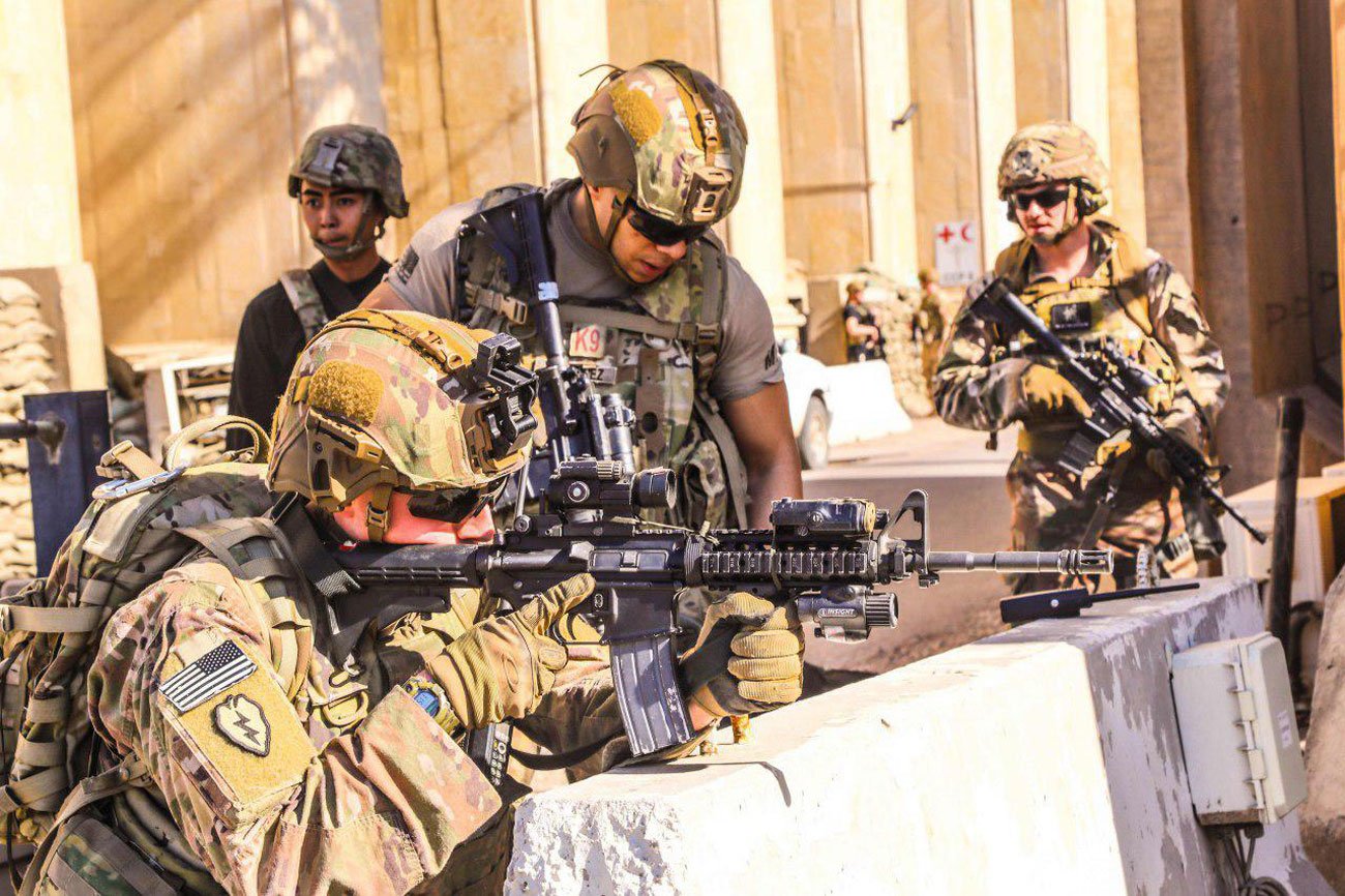 צבא ארה"ב מתגוננים בשגרירות בעיראק