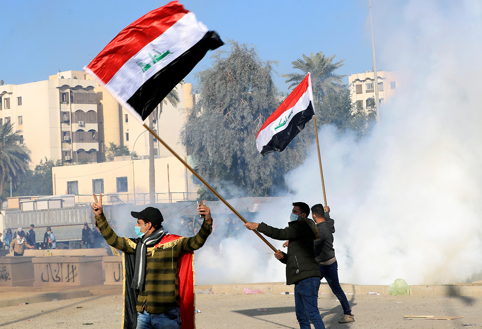 עיראק בגדד מהומות מחוץ ל שגרירות ארה"ב 
