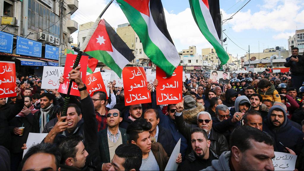 הפגנות בעמאן ,ירדן, נגד העברת גז מישראל