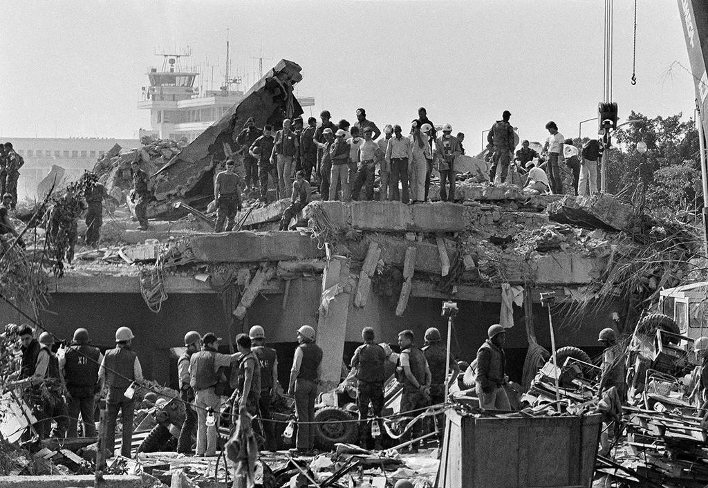 ארכיון 1983 פיגוע טרור איראן בסיס כוח רב לאומי ב ביירות לבנון