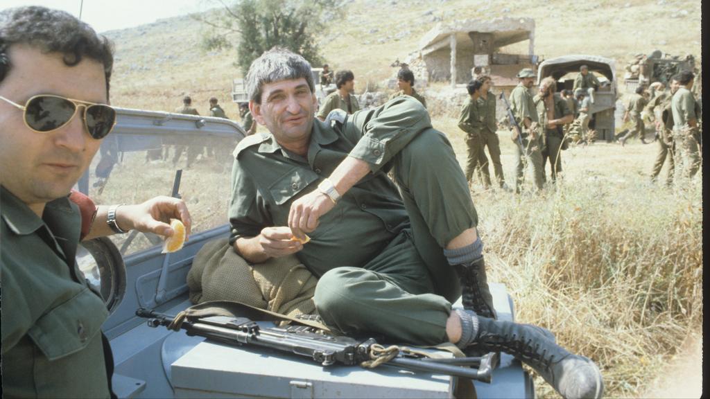 Ehud Barak (left) on Lebanon front