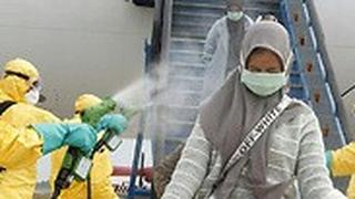 סטודנטים נוחתים ב אינדונזיה חזרו מ ווהאן סין נגיף קורונה