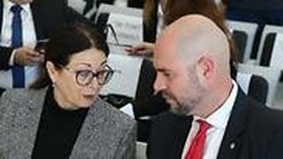 אסתר חיות ואמיר אוחנה