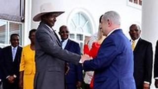 ראש הממשלה בנימין נתניהו ורעייתו שרה בביקור באוגנדה