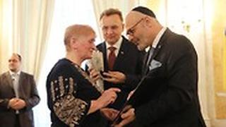 שגריר ישראל באוקראינה העניק אותות חסידי אומות העולם לבני משפחות של 6 אוקראינים שהצילו ויהודים בשואה