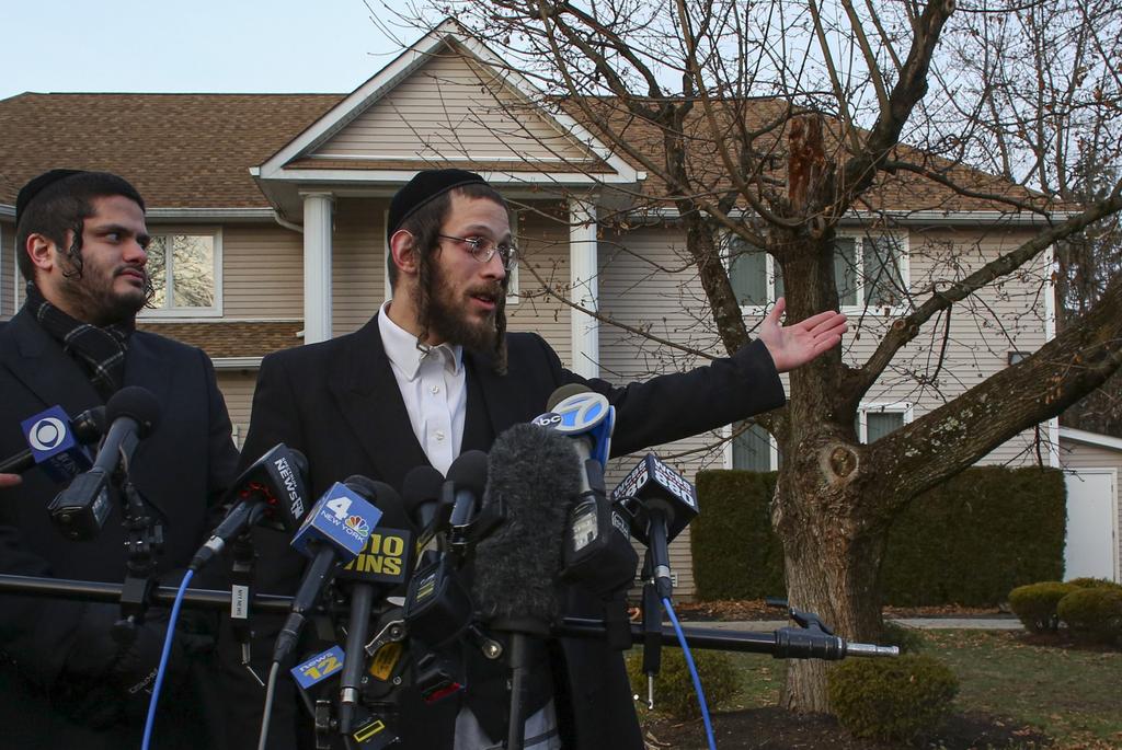 Gluck speaks to media after Monsey attack