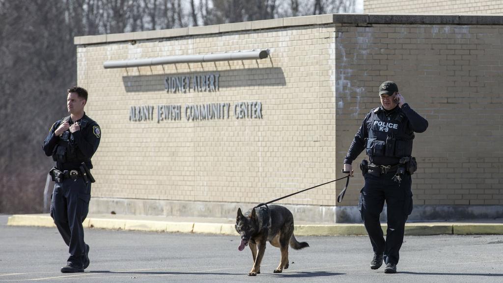 Police officers outside the Albany JCC following a bomb threat 