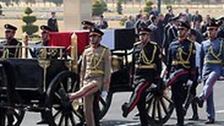 הלוויה לוויה צבאית ל חוסני מובארק ב קהיר מצרים
