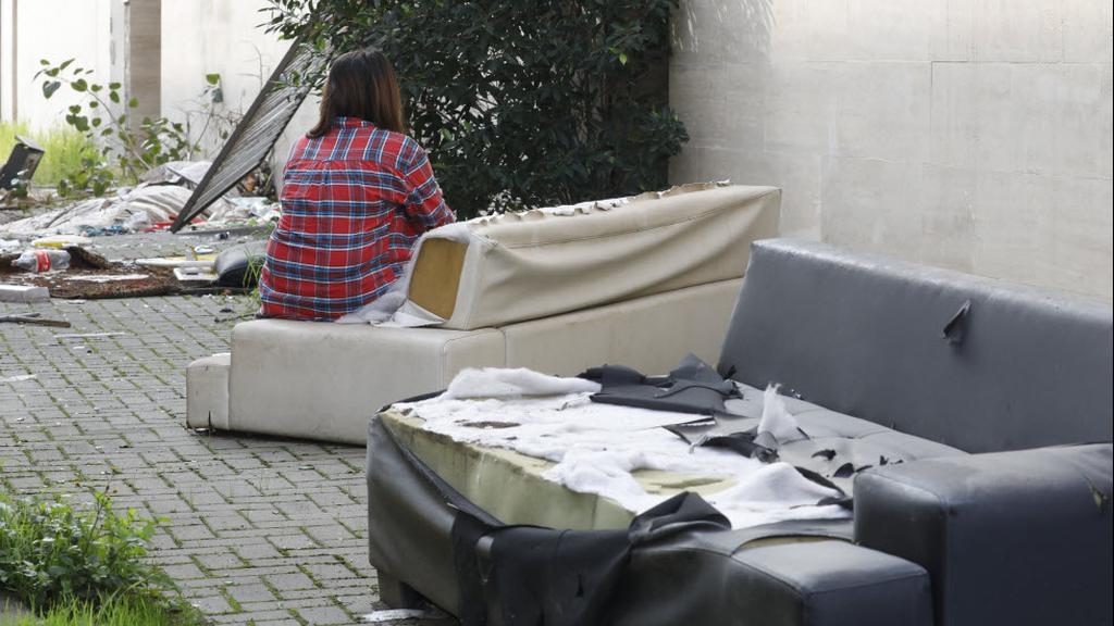 נ' צעירה בעלם