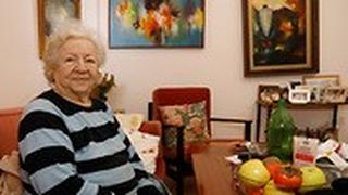 אסתר רוסק ניצולת שואה בת 90
