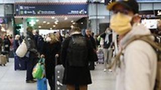 פריז סגר צרפת נגיף קורונה תושבים עוזבים תחנת רכבת