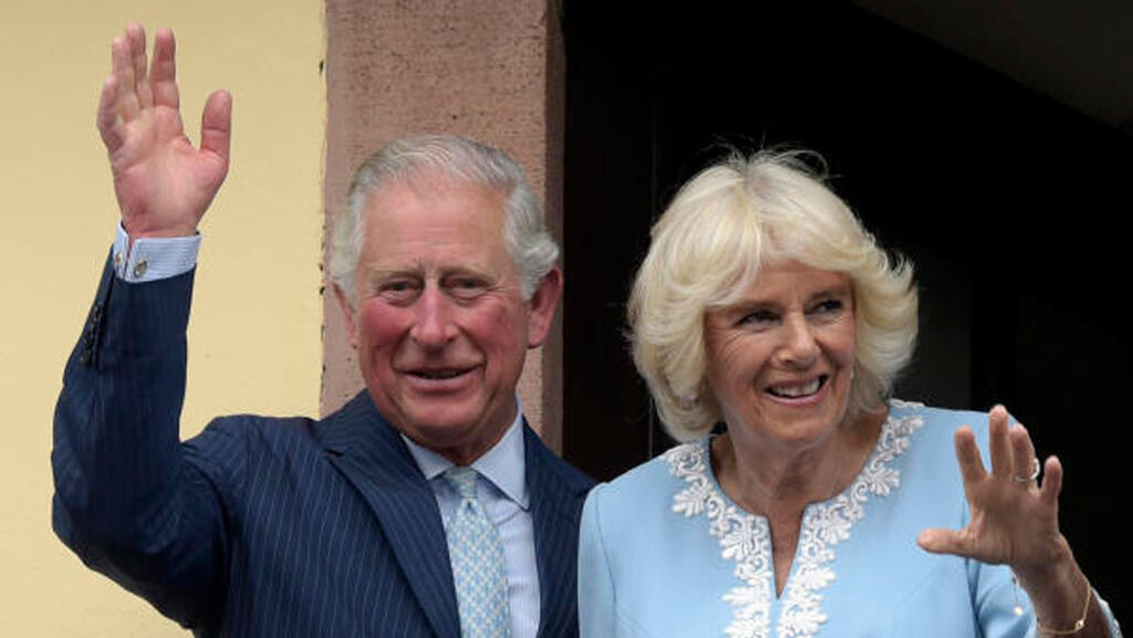 בריטניה הנסיך צ'רלס צ'ארלס נדבק נגיף קורונה עם אשתו קמילה
