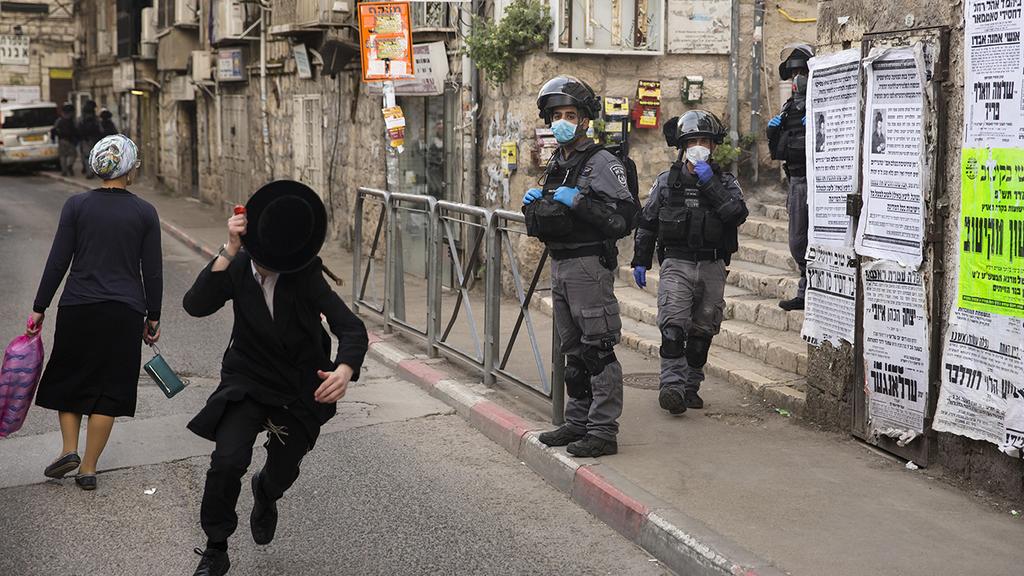 אכיפת המשטרה בשכונת מאה שערים בירושלים