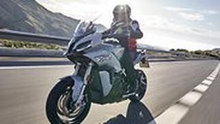 ב־מ־וו S1000XR
