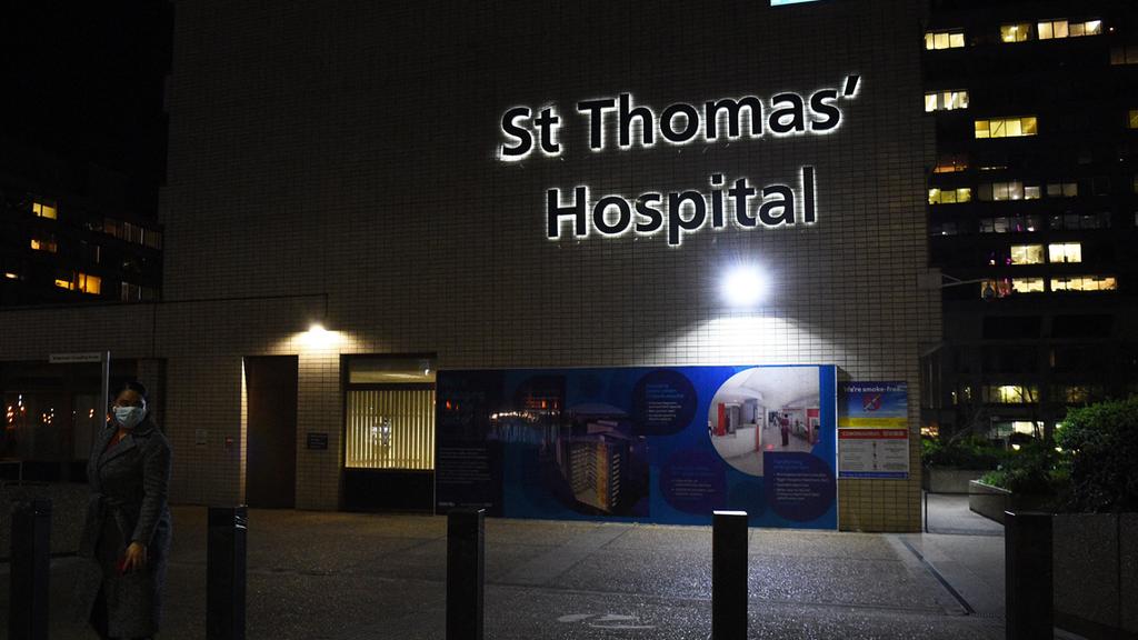 נגיף קורונה בריטניה בית החולים שבו אושפז לכאורה בוריס ג'ונסון ראש הממשלה