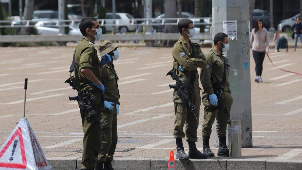 מחסומים משטרתיים בכיכר רבין