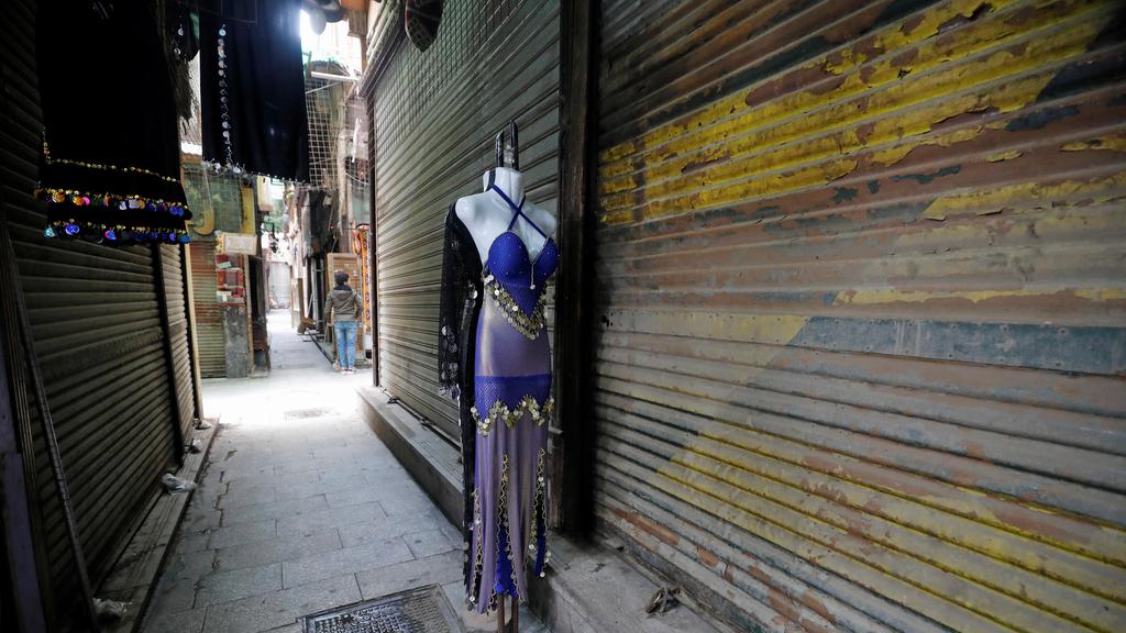 Shops closed in Cairo