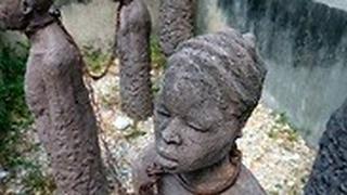 פסל לזכרם של העבדים שנשלחו מאפריקה