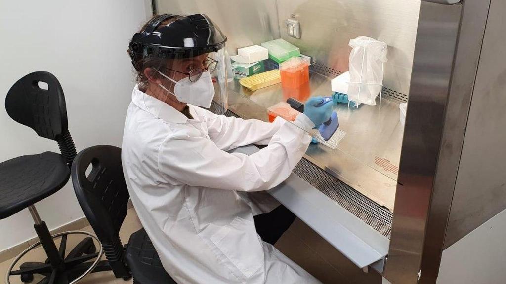  Tel Aviv University lab analyzing tests for coronavirus