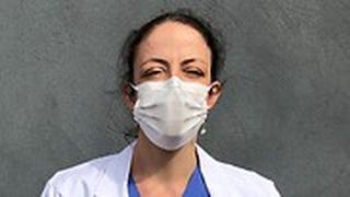 ד"ר אורלי גואל רופאה רופא ב בית חולים ב צרפת פריז שחלתה ב נגיף קורונה והחלימה 