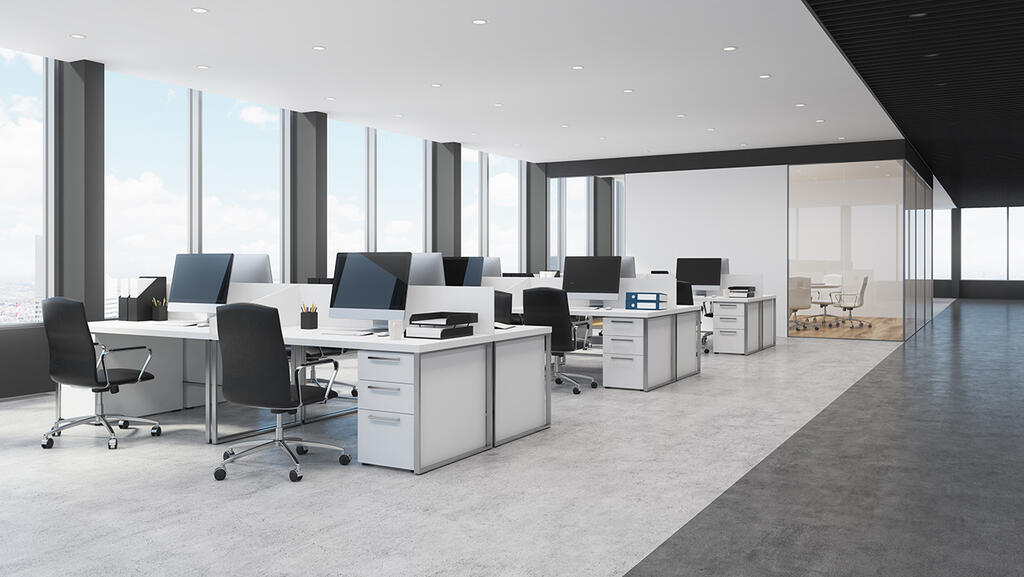Empty offices (Photo: Shutterstock) משרד ריק