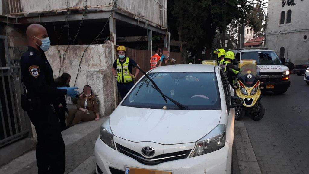 רכב של פיקוד העורף שהותקף בשכונת מאה שערים בירושלים