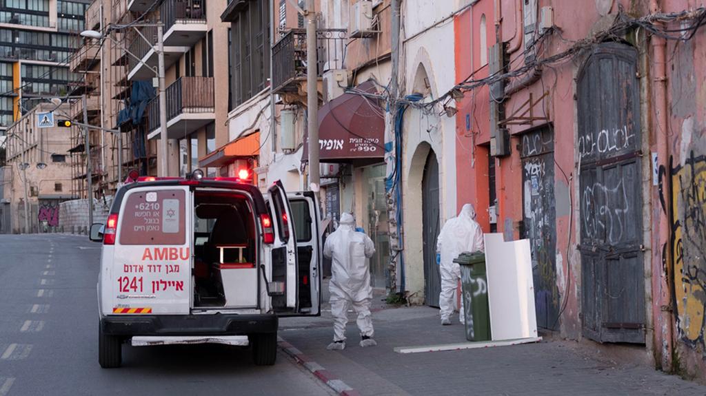 MDA teams in Tel Aviv (Photo: AP) MDA teams in Tel Aviv