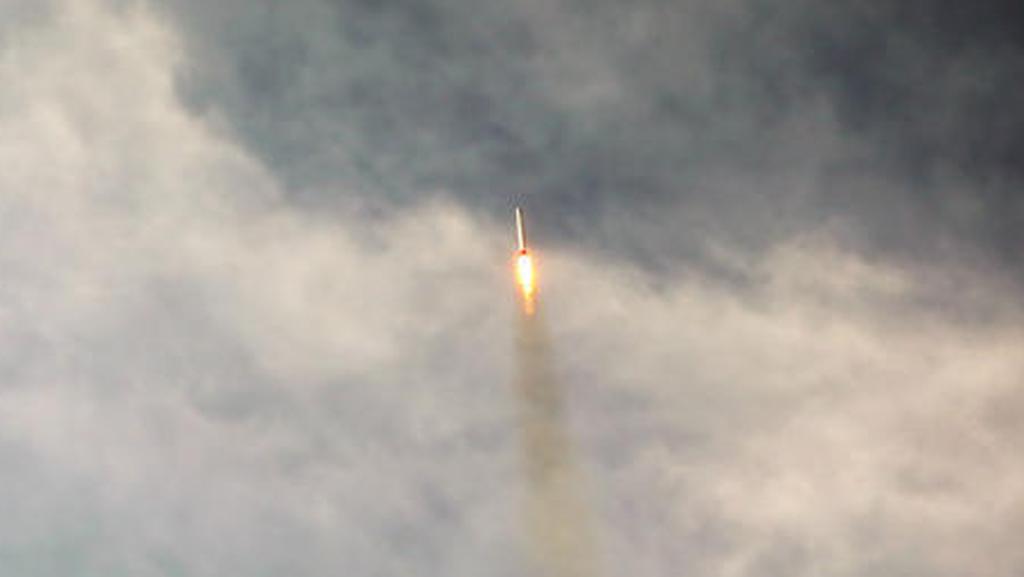 Iranian Noor Satellite launch