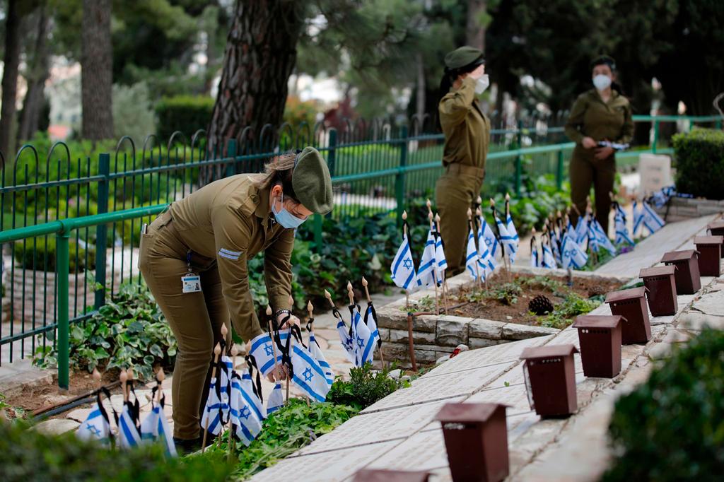 יום הזיכרון חללי מערכות ישראל בית עלמין צבאי הר הרצל  צה"ל חיילים