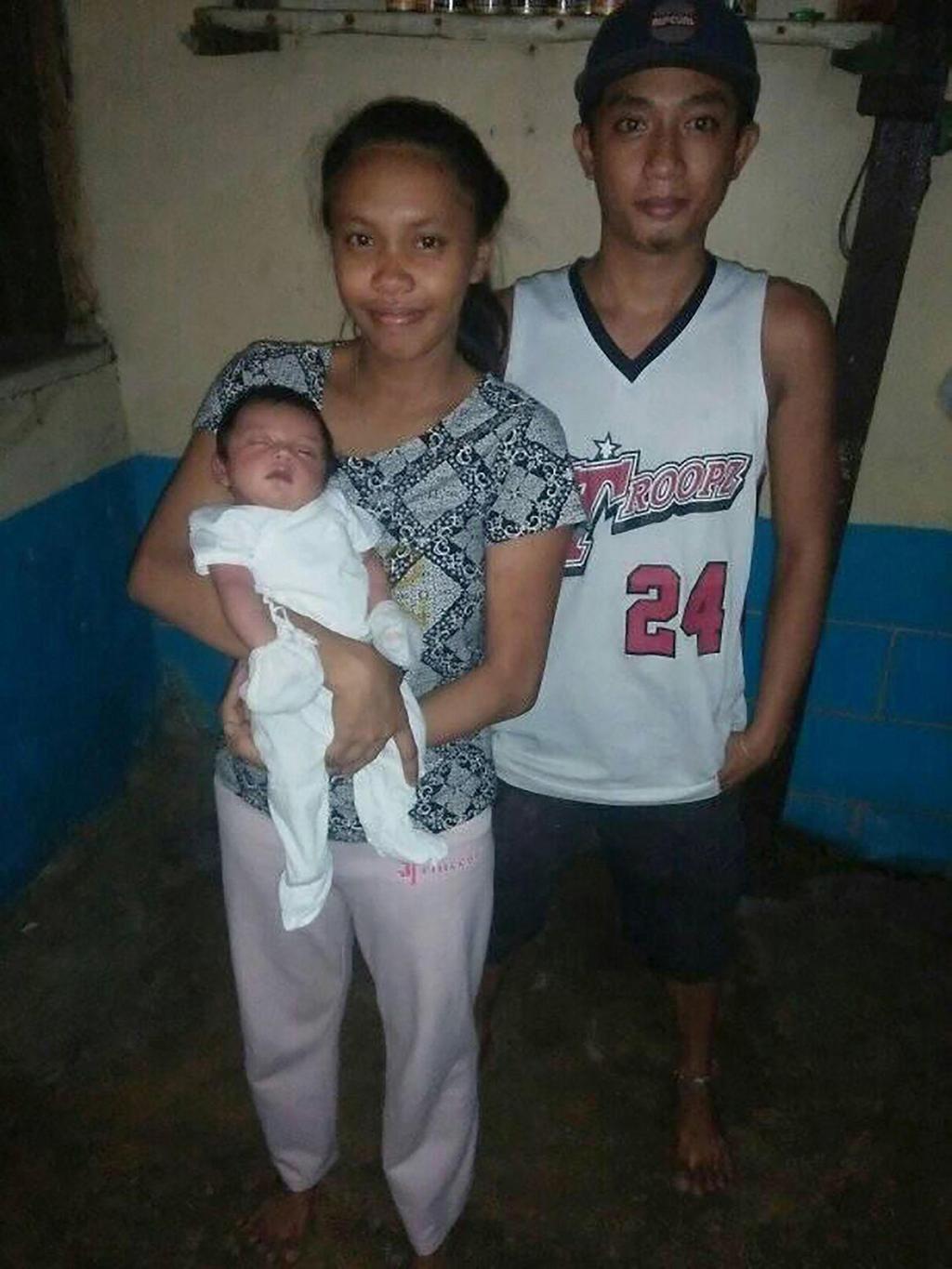 נגיף קורונה הורים קוראים לילדים על שם הנגיף התינוקת קוביד מארי והוריה הפיליפינים