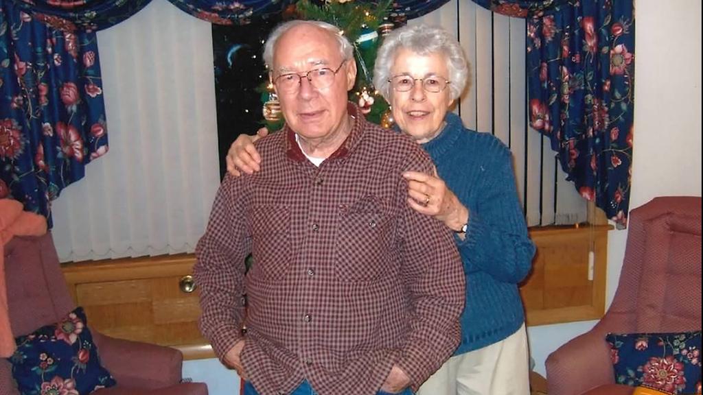 בעל ואישה וילפורד מרי קפלר מתו נגיף ה קורונה אחרי 73 שנות נישואין ויסקונסין
