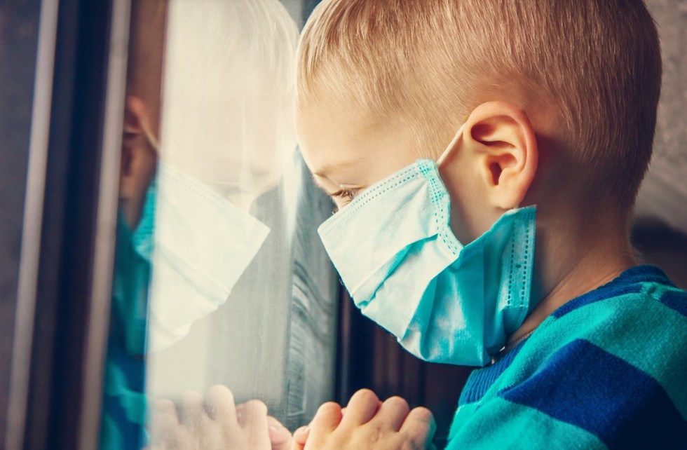  הידבקות ילדים בקורונה: עשויה להוביל לדלקת רב מערכתית בילדים