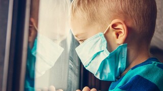  ילדים חולים בקורונה: מדביקים פחות